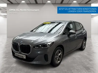 Używany BMW 220 Sport Line 163 KM (119 kW) 2025 Szary Minivan