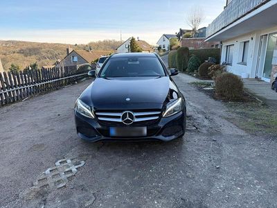 Gebraucht Mercedes C220 170 PS (125 kW) 2016 Schwarz Kombi