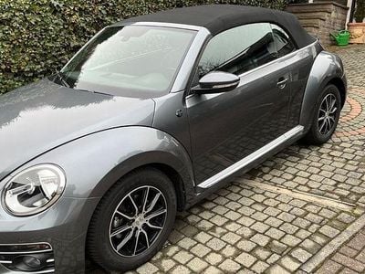Grau Gebraucht 2017 VW Beetle Sound Cabrio | 17.000 € (Fairer Preis)