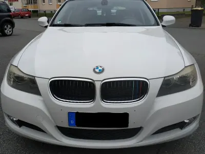 Gebraucht BMW 318 143 PS (105 kW) 2010 Weiß Kombi