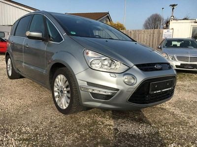 Gebraucht Ford S-MAX Titanium 140 PS (102 kW) 2014 Silber Van / Kleinbus