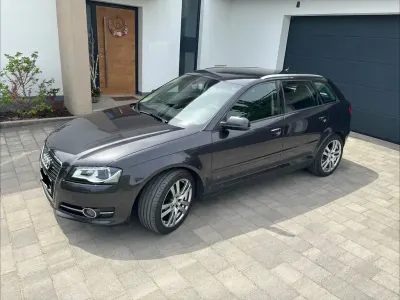 Używany Audi A3 Ambiente 125 KM (91 kW) 2011 Szary Hatchback