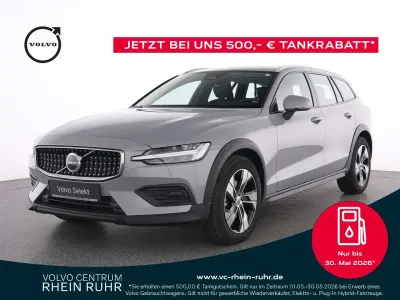 Usado Volvo V60 CC Plus 197 HP (144 kW) 2024 Cinzento Carrinha