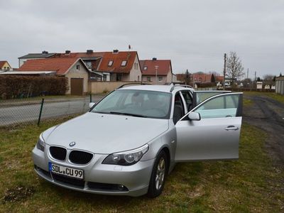 Gebraucht BMW 530 296 PS (217 kW) 2005 Silber metallic Kombi