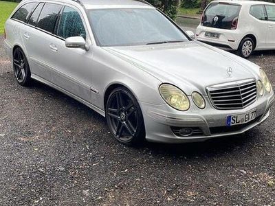 Mercedes E320