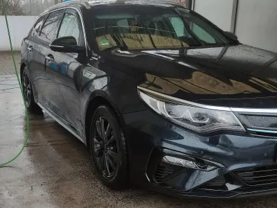 Gebraucht Kia Optima 206 PS (151 kW) 2020 Blau Kombi