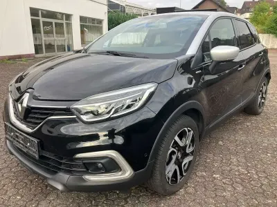 Gebraucht Renault Captur Bose Edition 118 PS (86 kW) 2018 Schwarz gne gray d69 SUV
