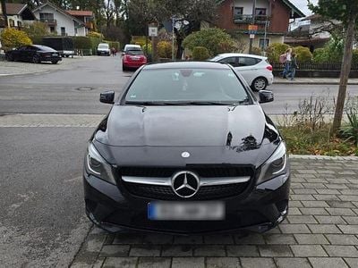 Schwarz Gebraucht 2016 Mercedes CLA220 Limousine | 10.900 € (Superpreis)