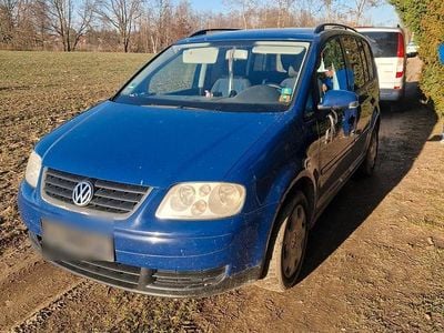 Gebraucht VW Touran 101 PS (74 kW) 2003 Blau Van / Kleinbus