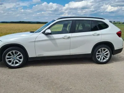 Gebraucht BMW X1 Advantage 150 PS (110 kW) 2015 Weiß SUV