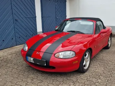 Gebraucht Mazda MX5 140 PS (102 kW) 1999 Rot Cabrio
