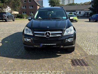 Schwarz Gebraucht 2008 Mercedes GL420 SUV | 18.000 €