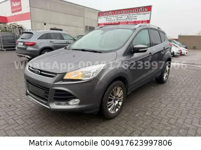 Gebraucht Ford Kuga Titanium 140 PS (102 kW) 2014 Schwarz SUV