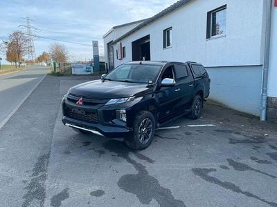 Gebraucht Mitsubishi L200 150 PS (110 kW) 2019 Schwarz Abholung