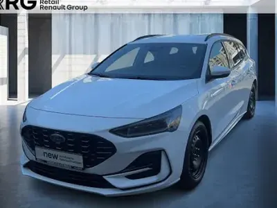 Używany Ford Focus ST-Line 155 KM (114 kW) 2022 Biały Kombi