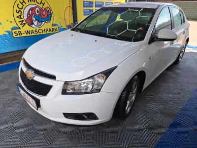 Second-hand Chevrolet Cruze LT 124 CP (91 kW) 2012 Alb Berlinǎ