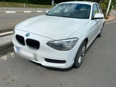 Gebraucht BMW 116 116 PS (85 kW) 2013 Weiß Kleinwagen