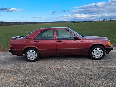 Usata Mercedes 190 109 CV (80 kW) 1990 Berlina