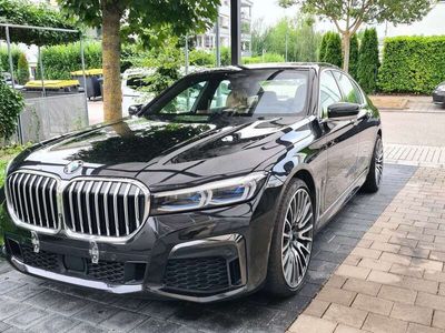 BMW 750