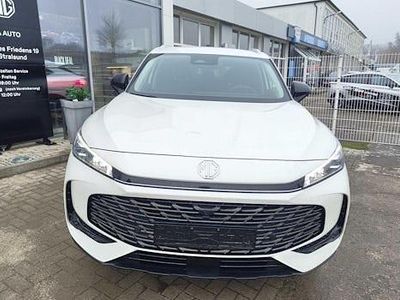 Second-hand MG HS Luxury 272 CP (200 kW) 2025 Alb SUV