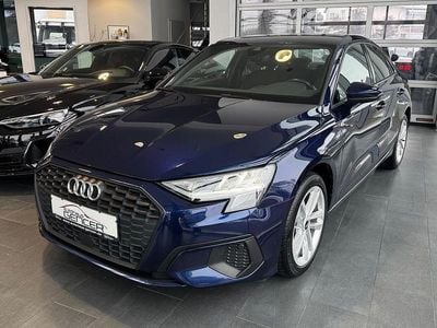 Gebraucht Audi A3 Ambiente 150 PS (110 kW) 2021 Blau Limousine
