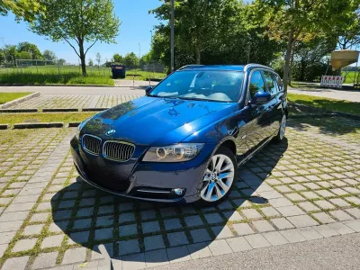 Gebraucht BMW 318 143 PS (105 kW) 2012 Blau Kombi