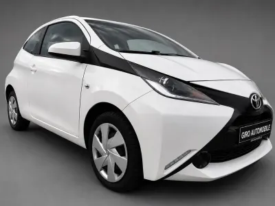 Gebraucht Toyota Aygo 69 PS (50 kW) 2015 Weiß Kleinwagen