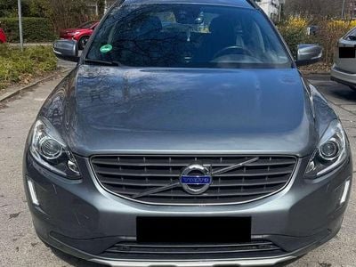 Second-hand Volvo XC60 Kinetic 190 CP (139 kW) 2017 Gri SUV