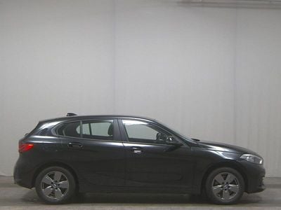 Usata BMW 118 Advantage 150 CV (110 kW) 2021 Grigio Utilitaria