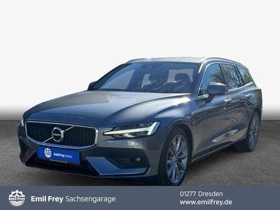 Usata Volvo V60 Momentum 150 CV (110 kW) 2020 Grigio Station wagon