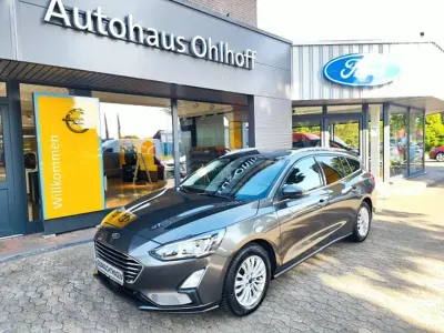 Gebraucht Ford Focus Titanium 150 PS (110 kW) 2020 Grau Kleinwagen