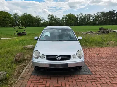 Gebraucht VW Polo 54 PS (39 kW) 2004 Silber Kleinwagen