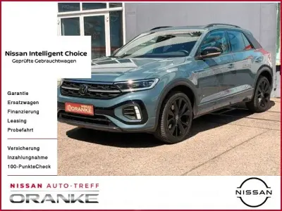 Second-hand VW T-Roc R-line 190 CP (139 kW) 2023 Albastru SUV