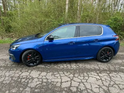 Gebraucht Peugeot 308 GT-line 130 PS (95 kW) 2017 Blau Limousine