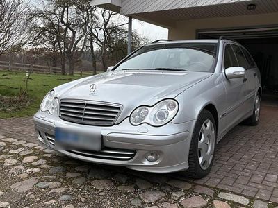 Gebraucht Mercedes C200 122 PS (89 kW) 2005 Silber Kombi