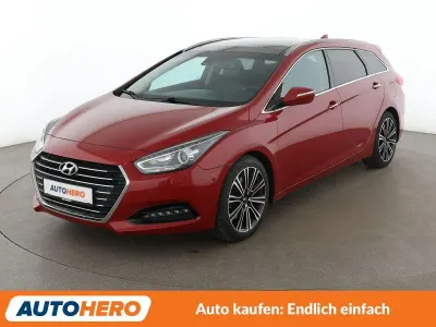 Gebraucht Hyundai i40 Premium 165 PS (121 kW) 2015 Rot Kombi