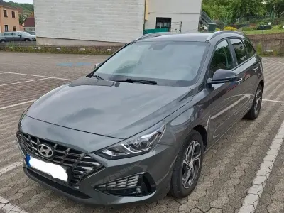 Gebraucht Hyundai i30 Edition 30 120 PS (88 kW) 2021 Grau Limousine