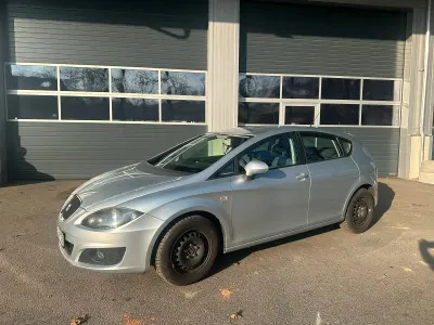 Gebraucht Seat Leon 125 PS (91 kW) 2009 Silber Kleinwagen