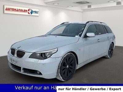 Gebraucht BMW 530 231 PS (169 kW) 2006 Silber Kombi