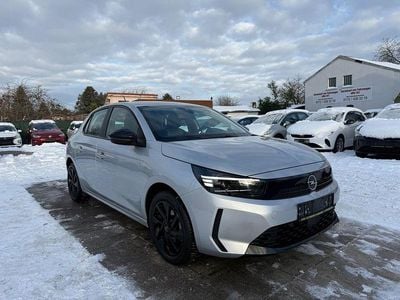 Grau Gebraucht 2024 Opel Corsa Basis Limousine | 13.999 € (Guter Preis)