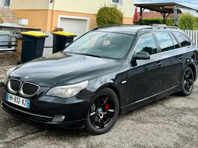 Gebraucht BMW 525 197 PS (144 kW) 2008 Schwarz Kombi