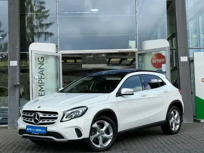 Używany Mercedes GLA220 Style 184 KM (135 kW) 2018 Biały SUV
