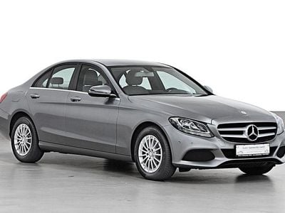 Grau Gebraucht 2015 Mercedes C180 Limousine | 19.990 € (Fairer Preis)
