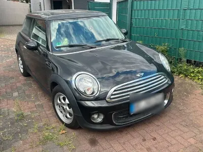 Gebraucht Mini Cooper 98 PS (72 kW) 2012 Schwarz Kleinwagen