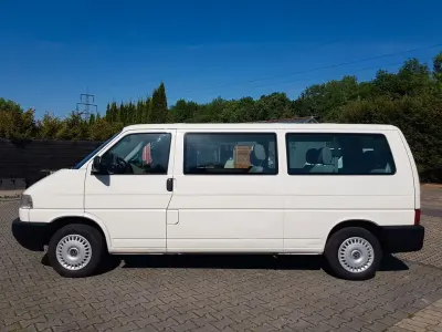 Second-hand VW Caravelle 116 CP (85 kW) 2001 Alb Van