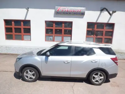 Gebraucht SsangYong XLV 128 PS (94 kW) 2016 Silber SUV
