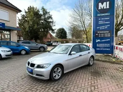 Gebraucht BMW 318 129 PS (94 kW) 2006 Silber Limousine