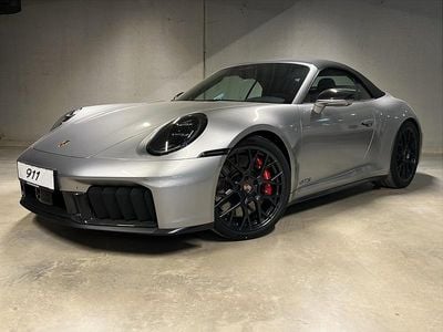 Nouă Porsche 911 Carrera GTS 541 CP (397 kW) 2026 Argintiu Cabrio