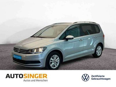 Oyster silver metallic Gebraucht 2024 VW Touran Comfortline Van / Kleinbus | 34.290 € (Etwas zu teuer)