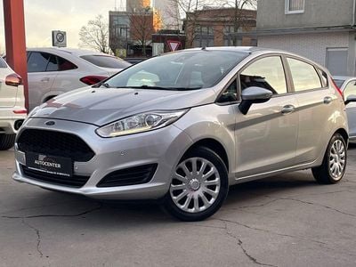 Silber Gebraucht 2017 Ford Fiesta Trend Kleinwagen | 6.990 € (Fairer Preis)